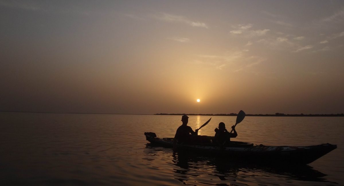 Kayak Nautiraid sur la mer - couché de soleil